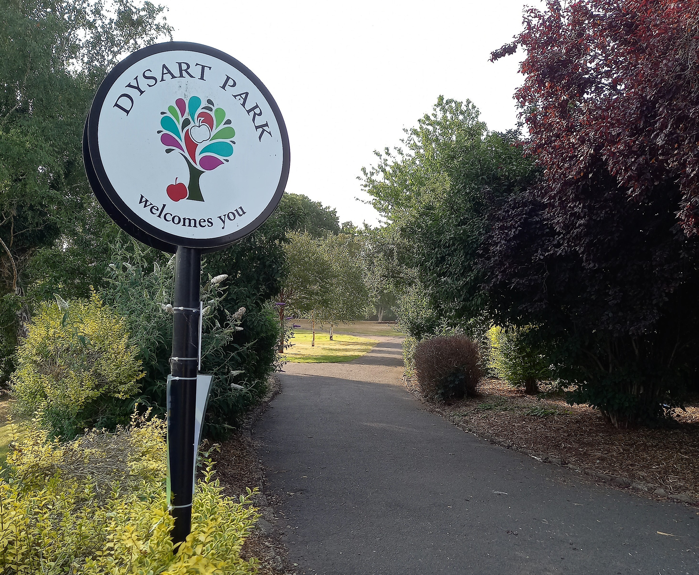 Dysart Park entrance sign