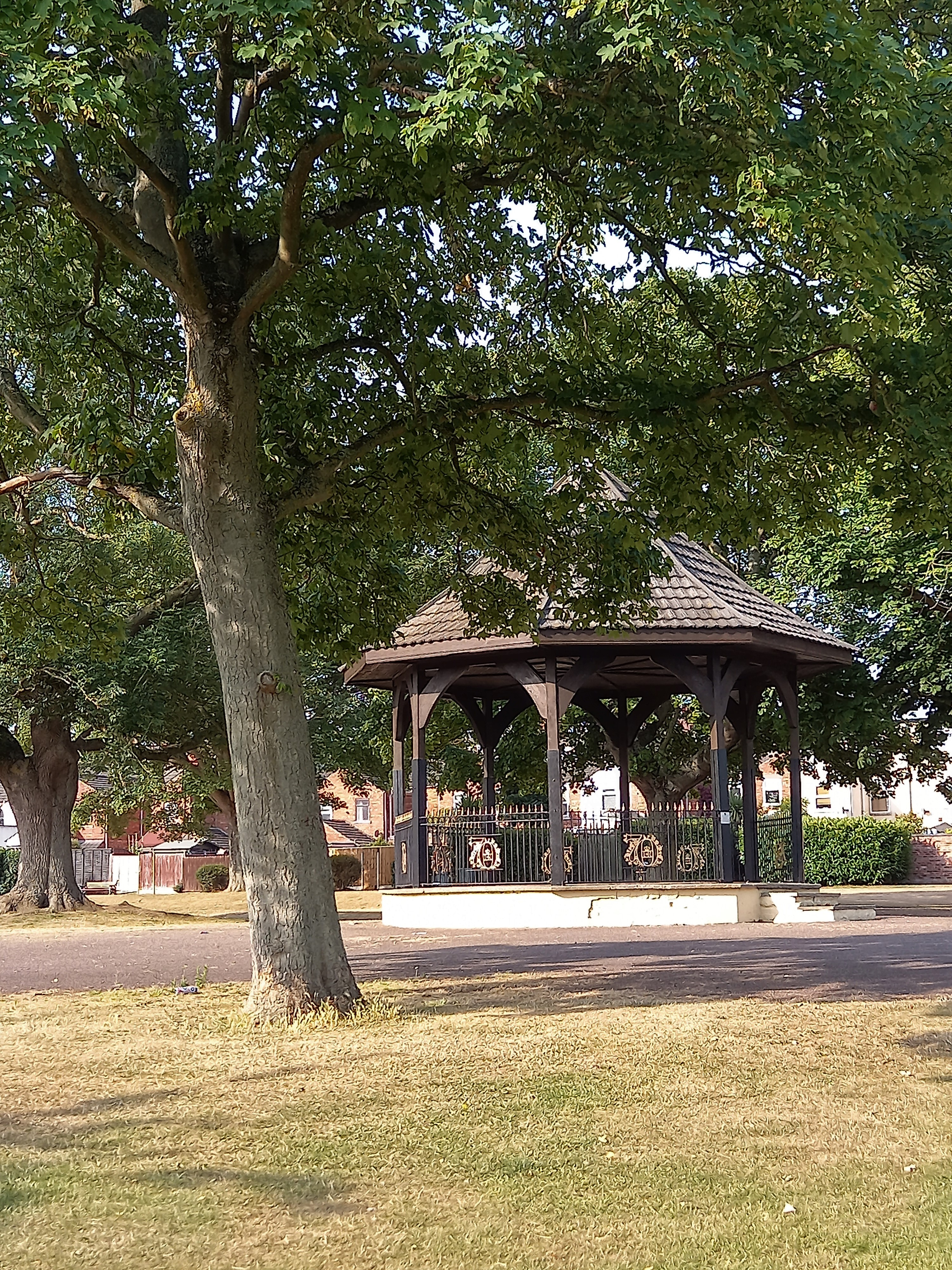 Bandstand in Dysart Park